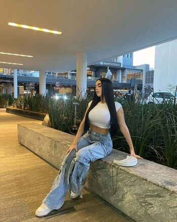 Alejandra Lm