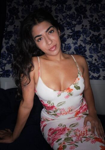 Full leaked Allthatjasmine private onlyfans photo