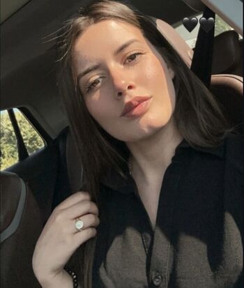 Anisa_98