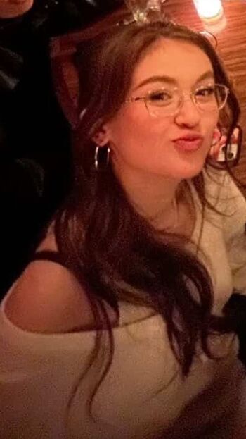 Anna Cathcart