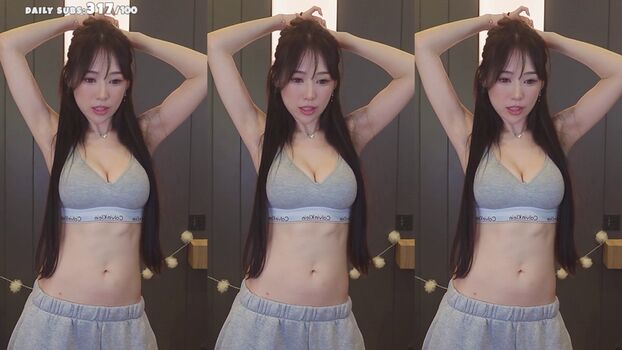 Full leaked Hello kiko private onlyfans photo