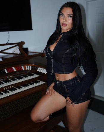 Full leaked Jazmyn nyx page private onlyfans photo