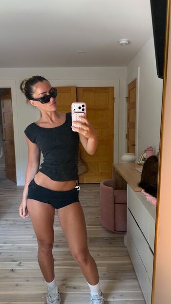 Full leaked Julia ernst page private onlyfans photo