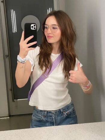 Full leaked Kaitlyn dever private onlyfans photo