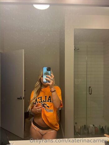 Full leaked Katerinacarney private onlyfans photo