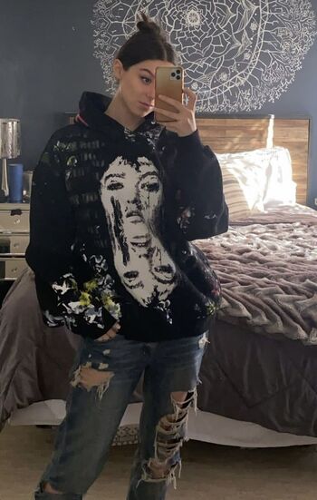 Full leaked Kira kosarin private onlyfans photo