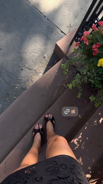 Full leaked Laufey lin private onlyfans photo