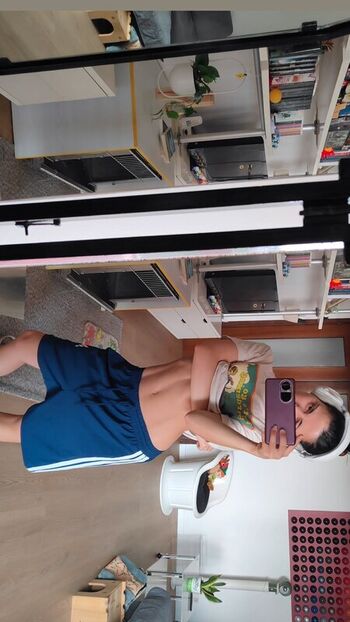 Full leaked Lucrelisa private onlyfans photo