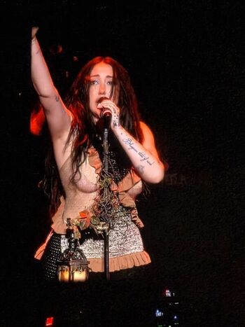 Full leaked Noah cyrus private onlyfans photo