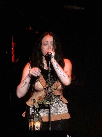 Full leaked Noah cyrus private onlyfans photo