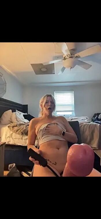 Full leaked Prettylittleplease private onlyfans photo