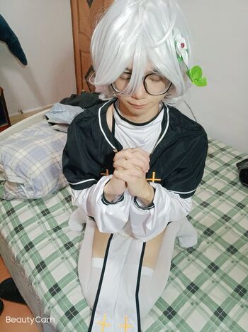 Shigure_Yolkoo
