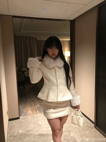 Full leaked Shiliuyelei page private onlyfans photo