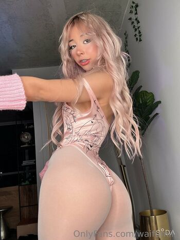 Full leaked Waifumiia private onlyfans photo
