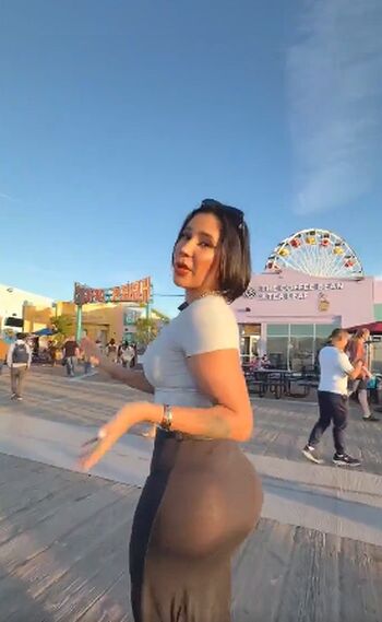 Full leaked Olivia rodrigo / private onlyfans photo