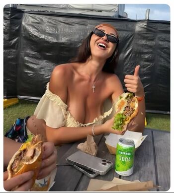 Full leaked Miss alexandriaa / private onlyfans photo