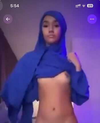 Full leaked Emily raine private onlyfans photo