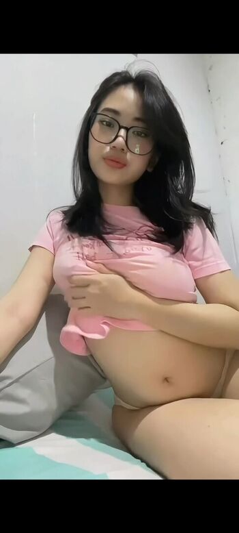 Full leaked Lucy collet/ private onlyfans photo